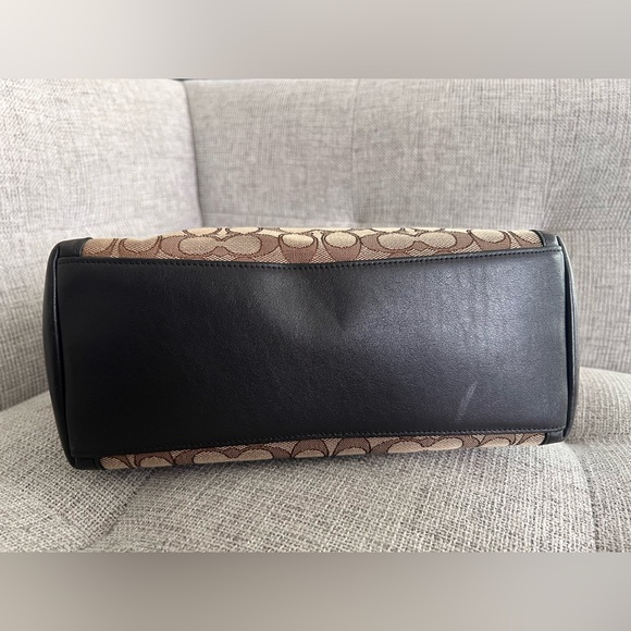 EUC Coach Brown Signature Jacquard Leather Shoulder Bag - Picture 8 of 8